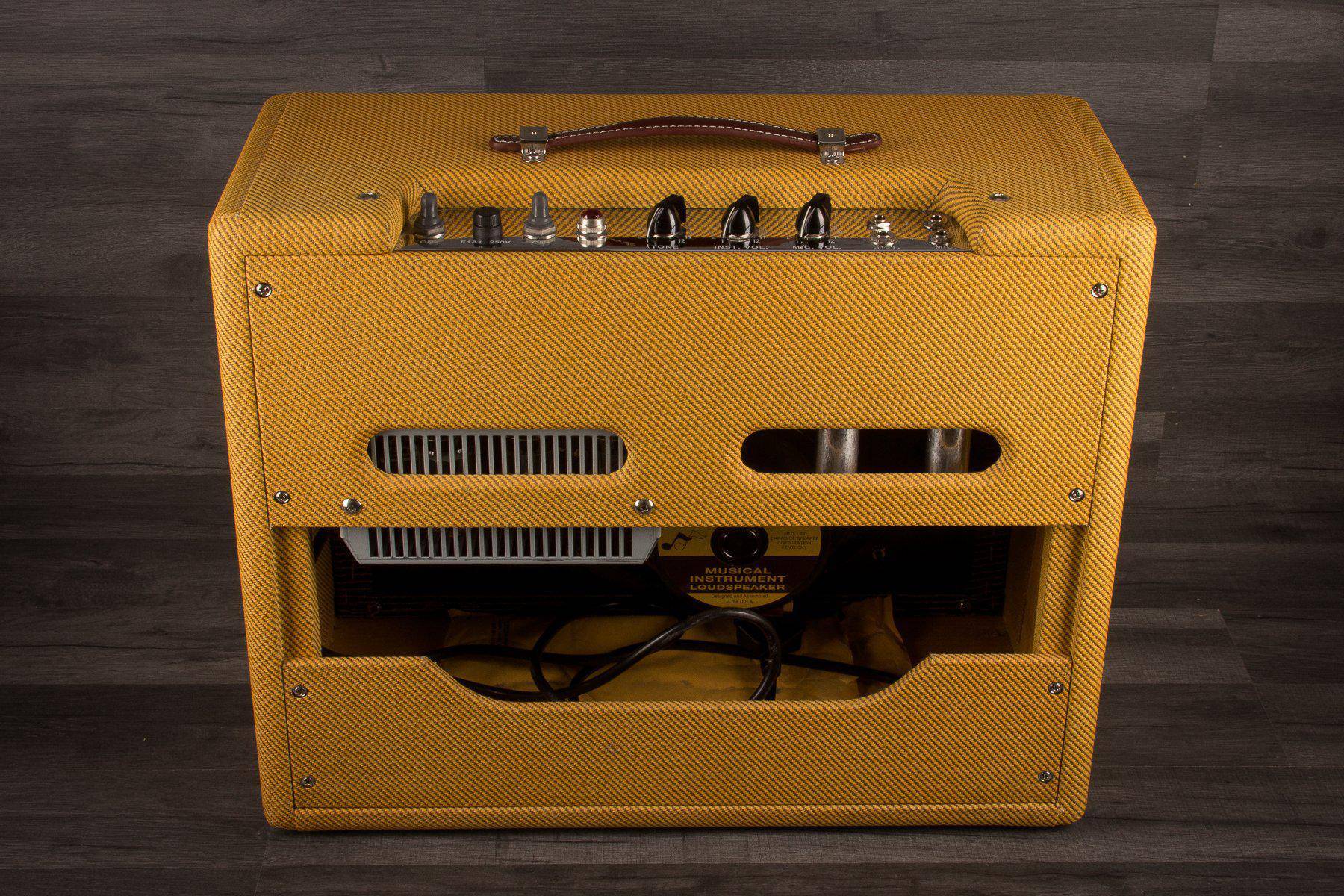Fender - '57 Custom Deluxe Guitar Amplifier (Lacquered Tweed)
