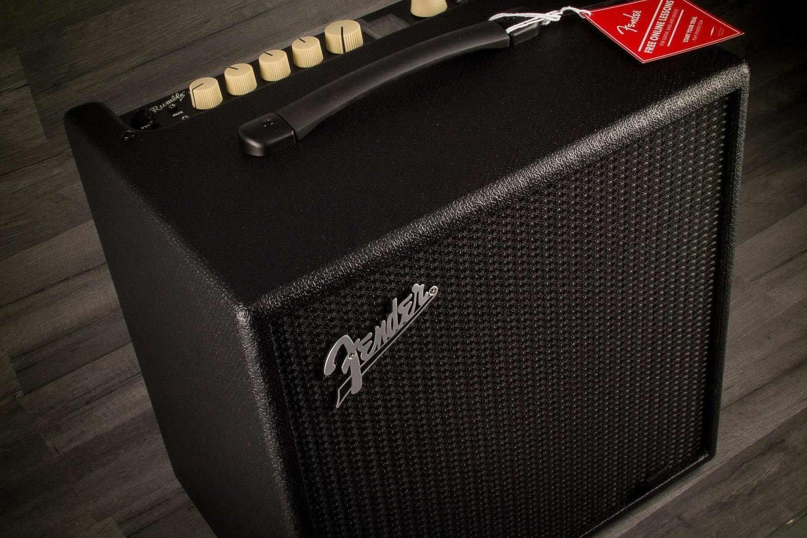 Fender - Rumble LT25 Bass Guitar Amplifier