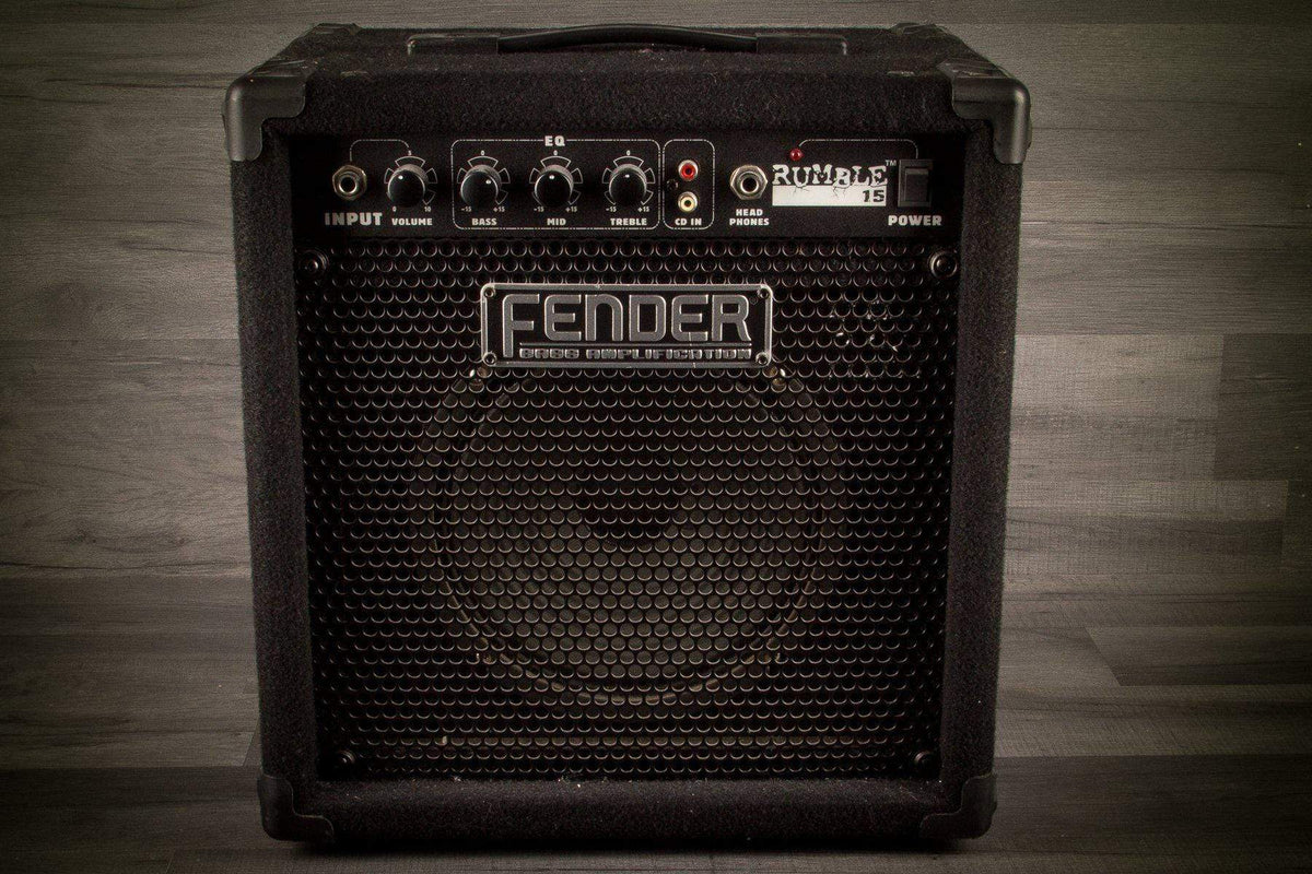 USED - Fender Rumble 15 Bass Combo