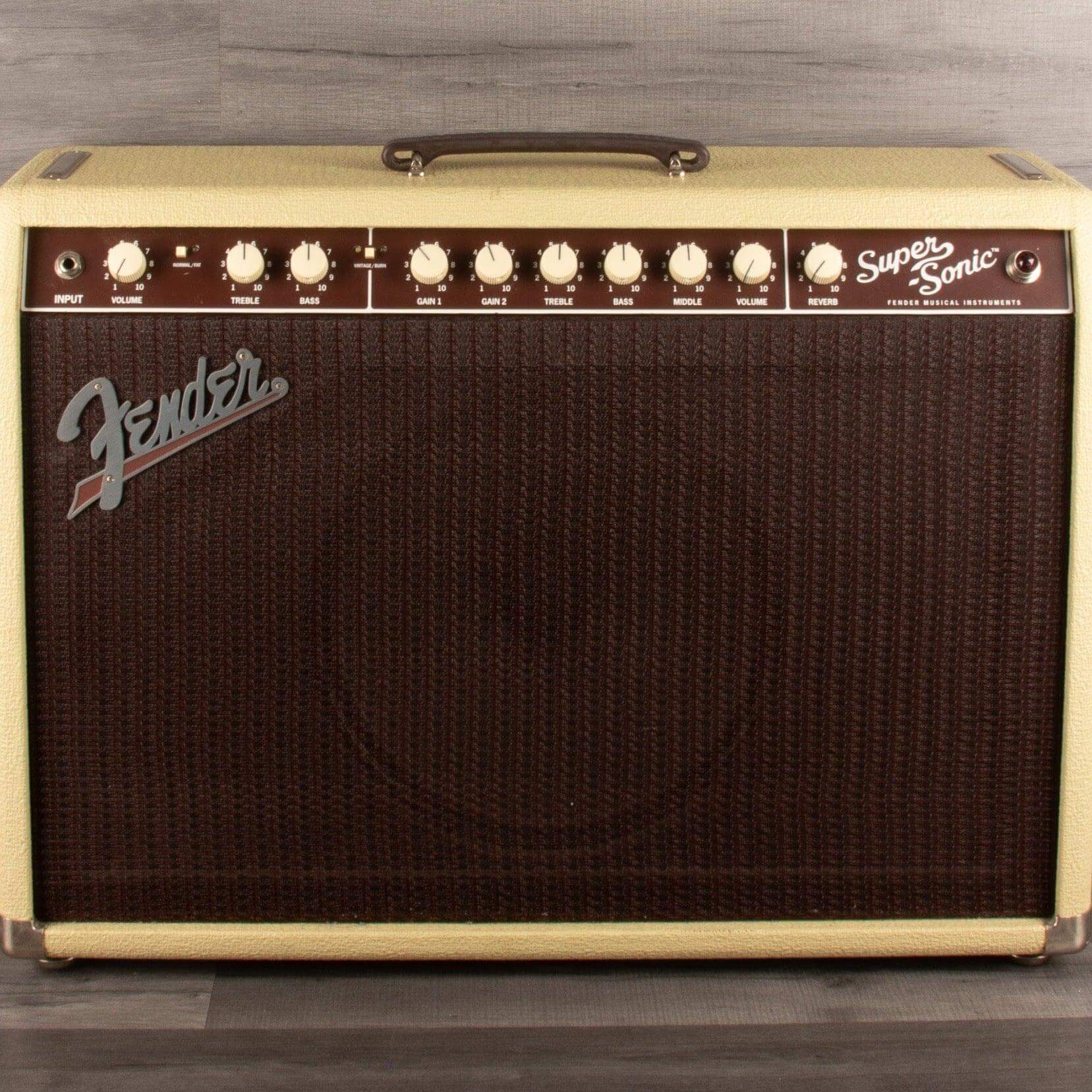 USED - Fender Supersonic 22 Combo - Cream
