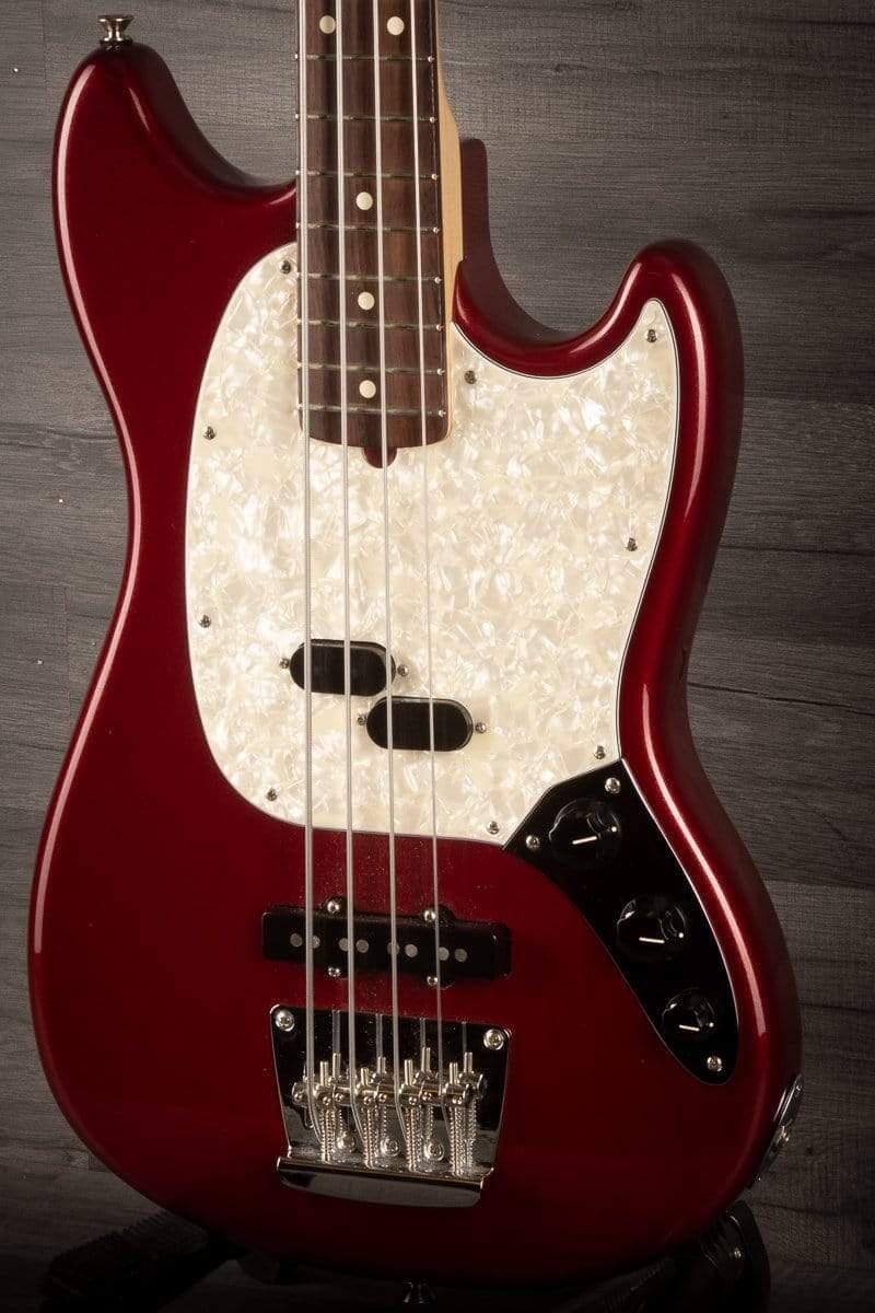 USED - Fender American Performer Mustang Bass - aubergine