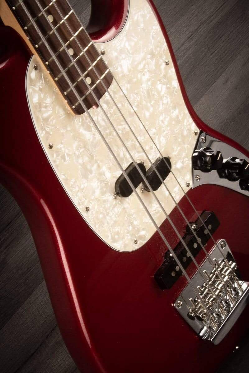 USED - Fender American Performer Mustang Bass - aubergine