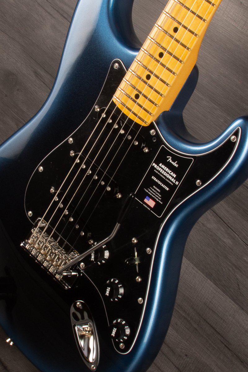 Fender Electric Guitar Fender American Professional II Stratocaster - Dark Night - Maple Neck