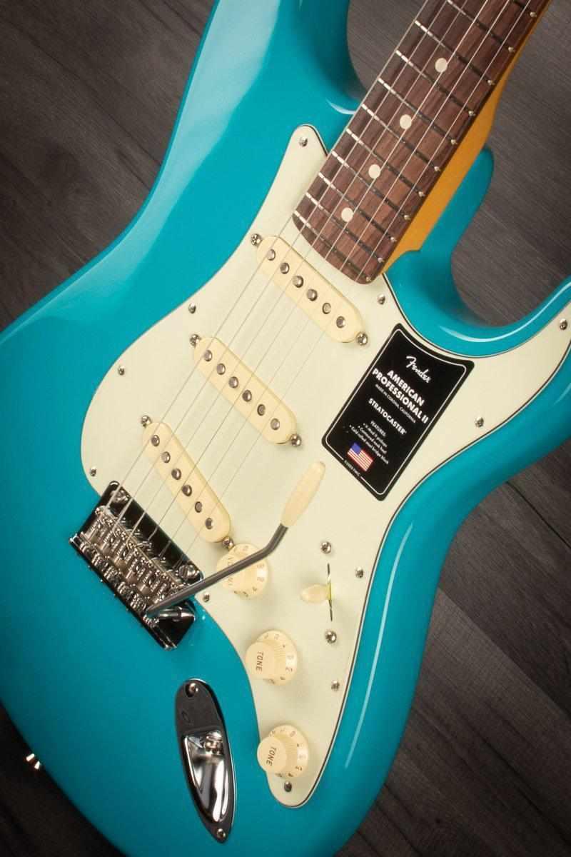 Fender American Professional II Stratocaster - Miami Blue - Rosewood