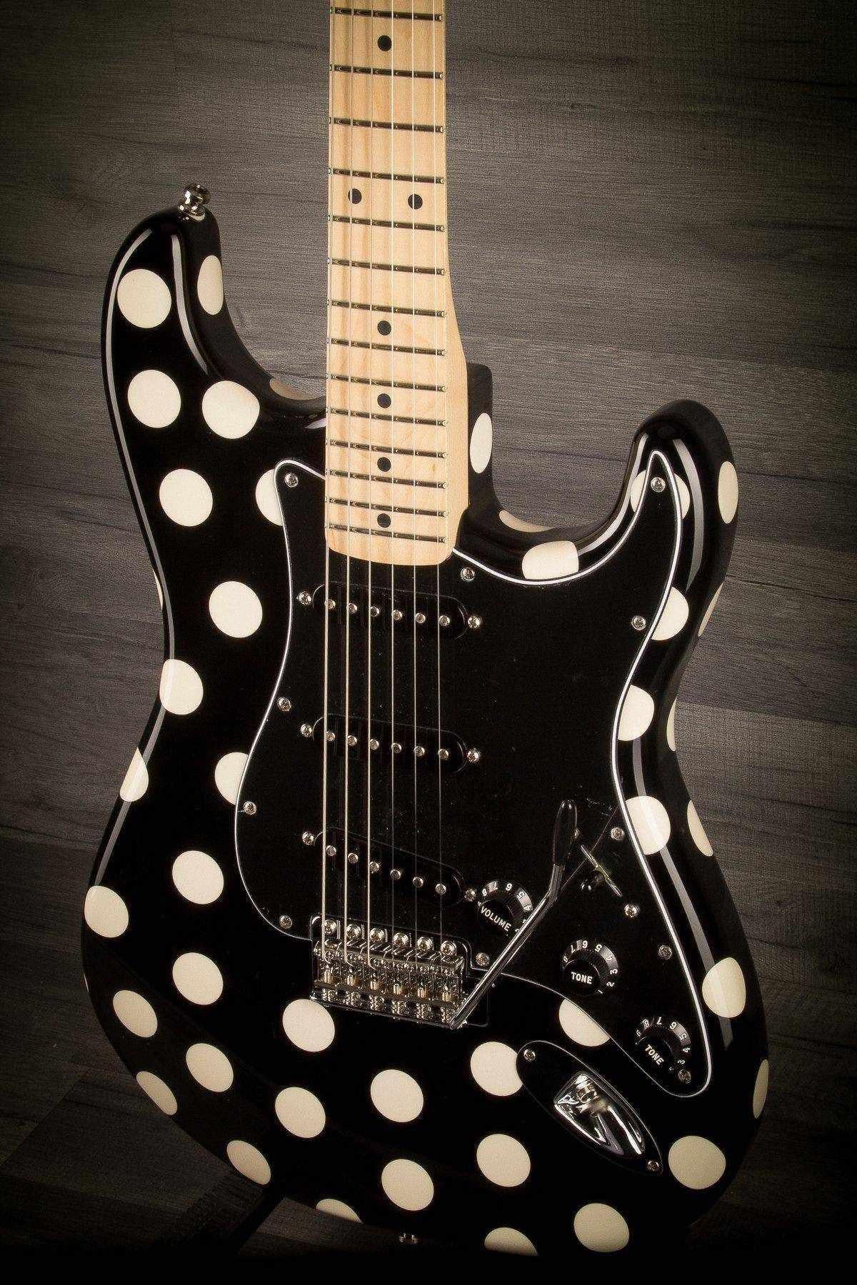 Fender Buddy Guy Polka Dot Stratocaster MN - Black/White Dots