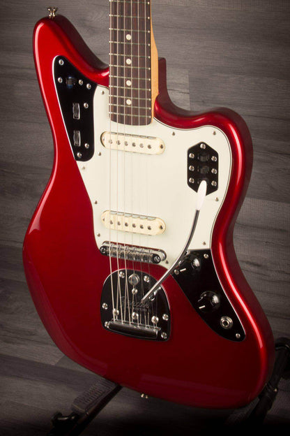 Fender - Classic Player Jaguar Special Candy Apple Red