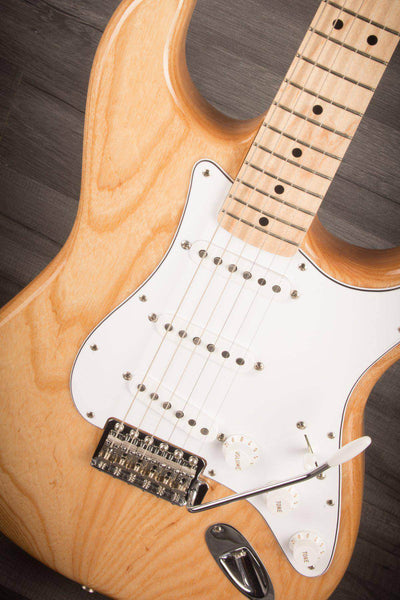 Fender Classic Series '70S Stratocaster, Maple Fingerboard, Natural