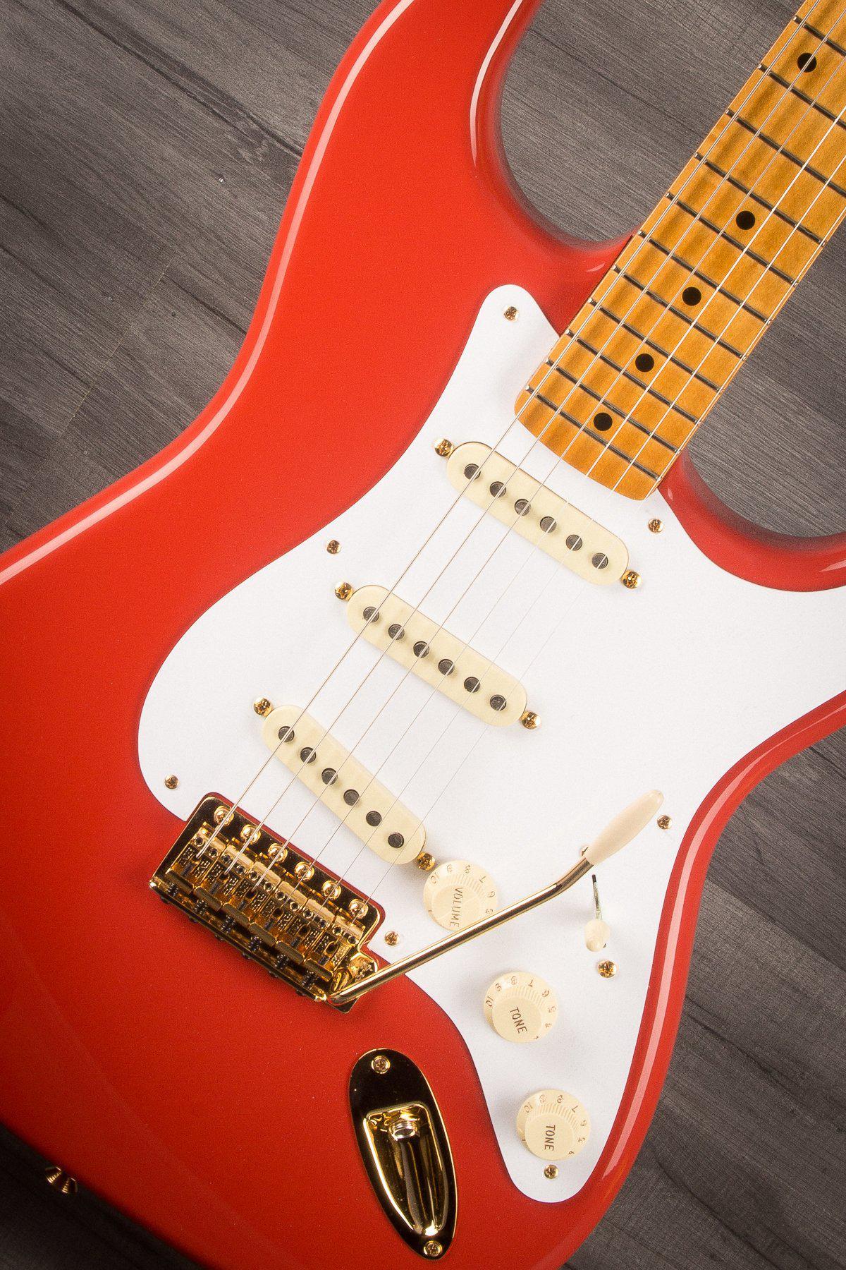 Fender FSR '50s Stratocaster Maple neck Fiesta Red with Gold Hardware