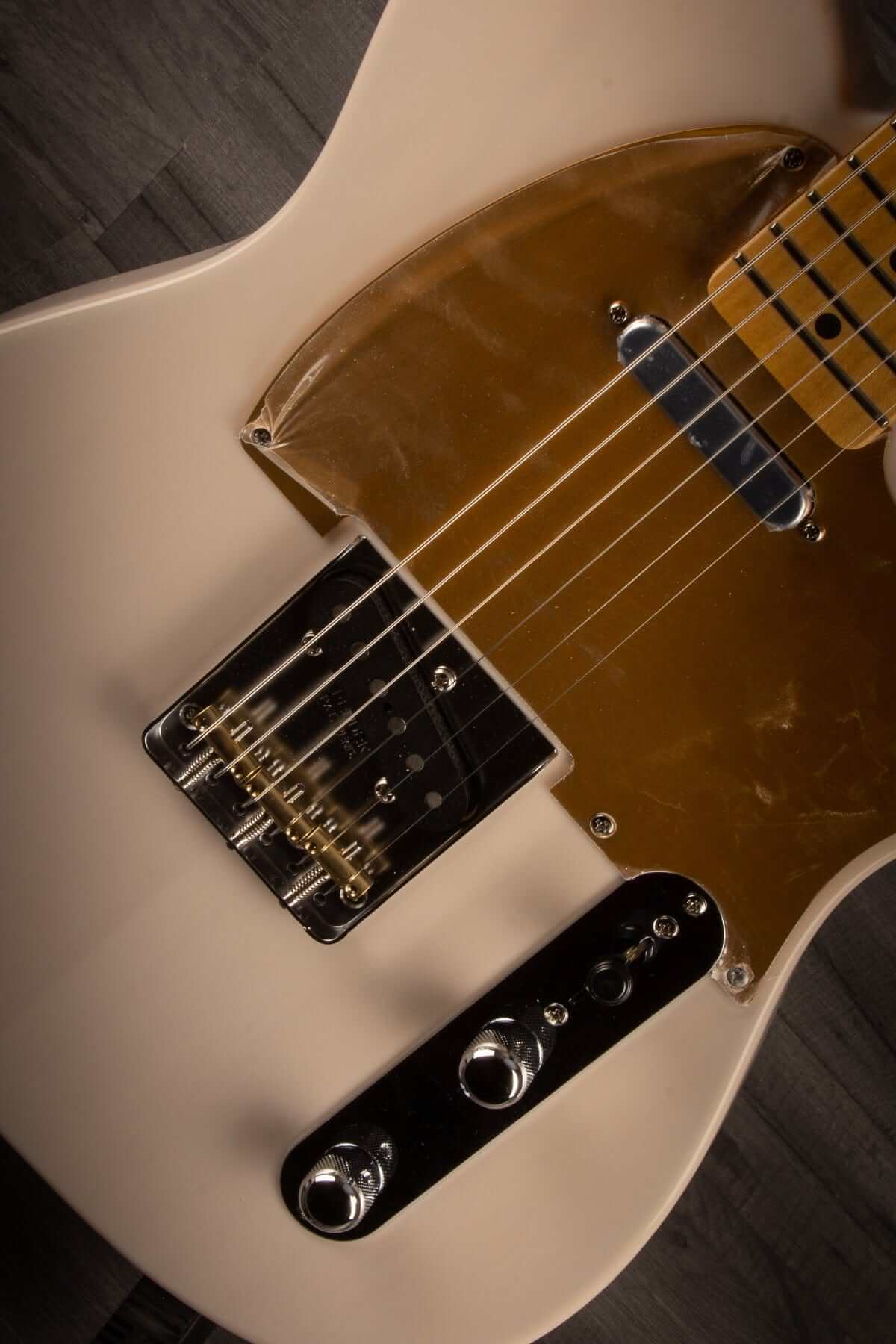 Fender JV Modified '50s Telecaster®, Maple Fingerboard, White Blonde