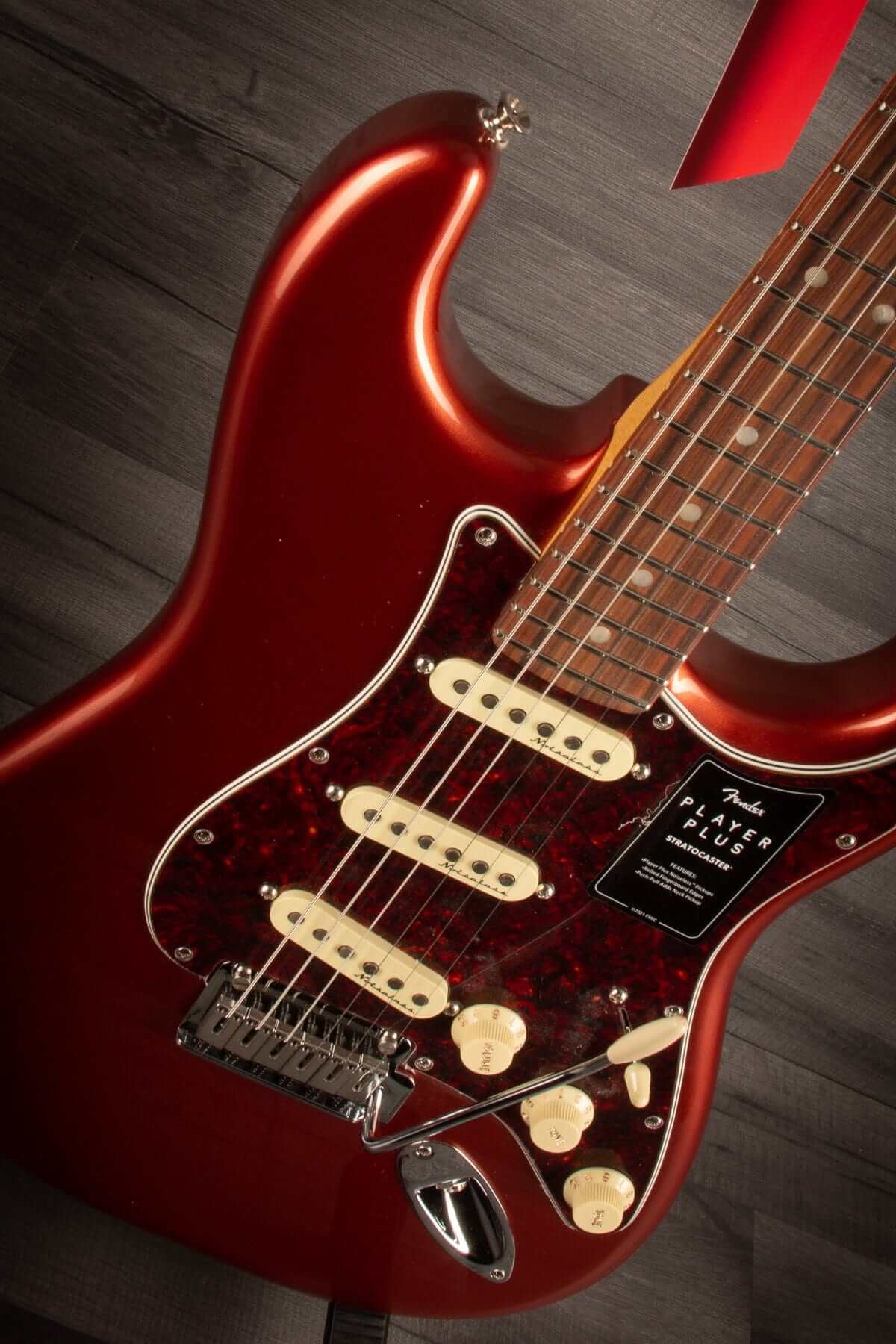 Fender Player Plus Stratocaster - Aged Candy Apple Red