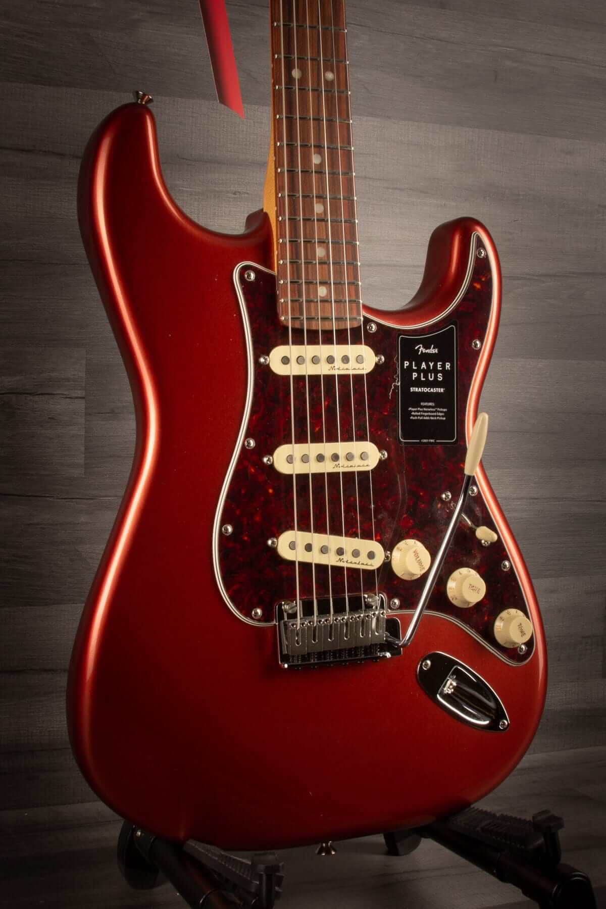 Fender Player Plus Stratocaster - Aged Candy Apple Red