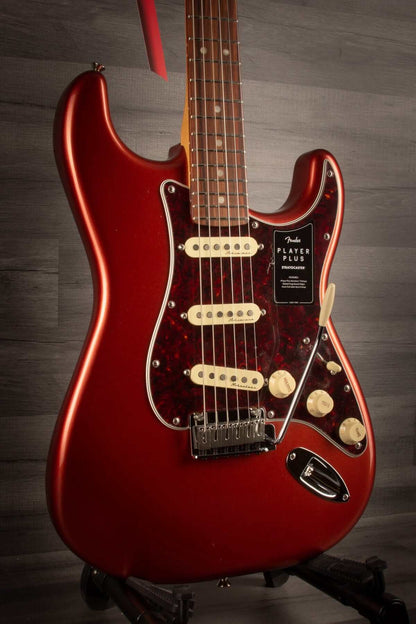 Fender Player Plus Stratocaster - Aged Candy Apple Red