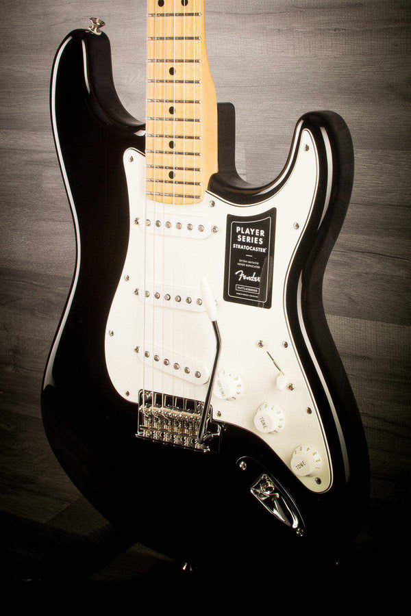 Fender Player Stratocaster - Black / Maple - MusicStreet