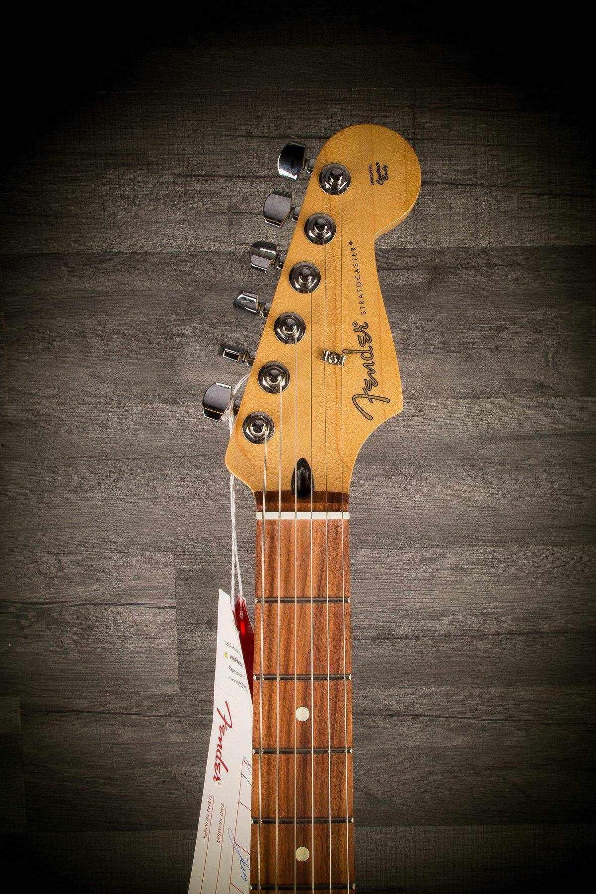 Fender Player Stratocaster - Black / Pau Ferro
