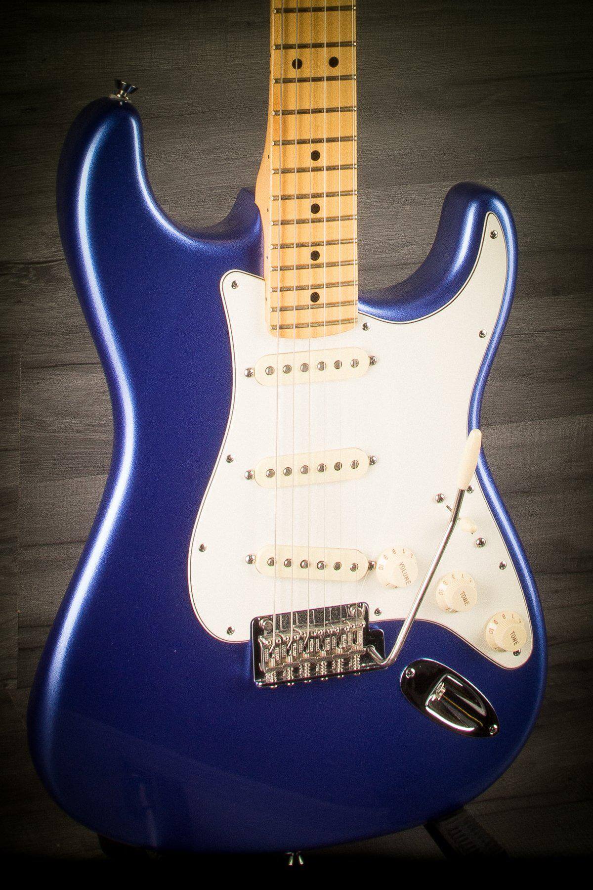 USED - 2014 Fender Ocean Blue Metallic Stratocaster