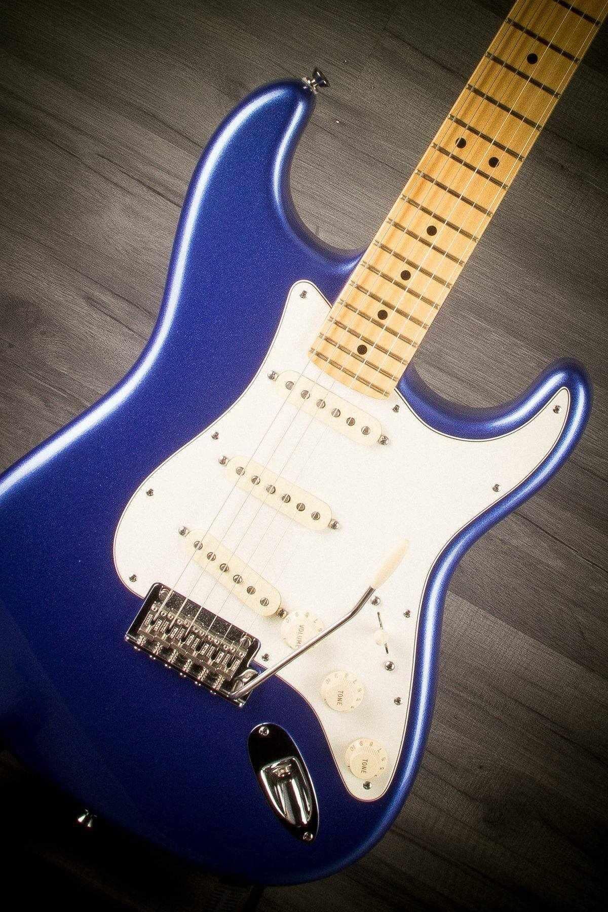 USED - 2014 Fender Ocean Blue Metallic Stratocaster