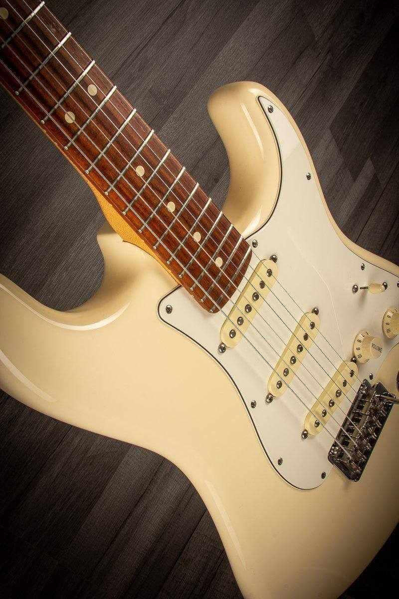 USED - Fender 2014 Limited Edition American Standard Stratocaster 60th Anniversary with Rosewood Fretboard Vintage White
