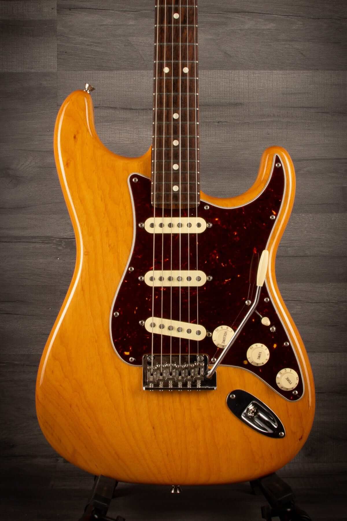 USED - Fender 2018 Ltd Edition American Professional Light Ash Stratocaster RW Aged Natural