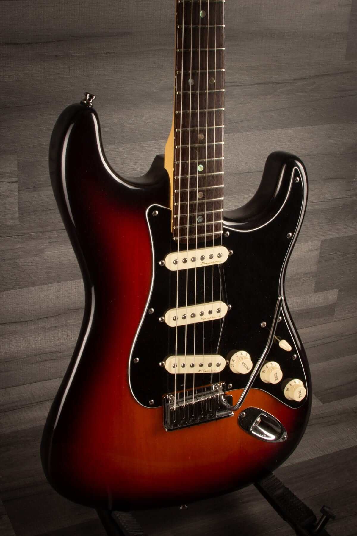 Fender Electric Guitar USED - Fender American Deluxe Stratocaster (Sunburst, Ebony Fingerboard)