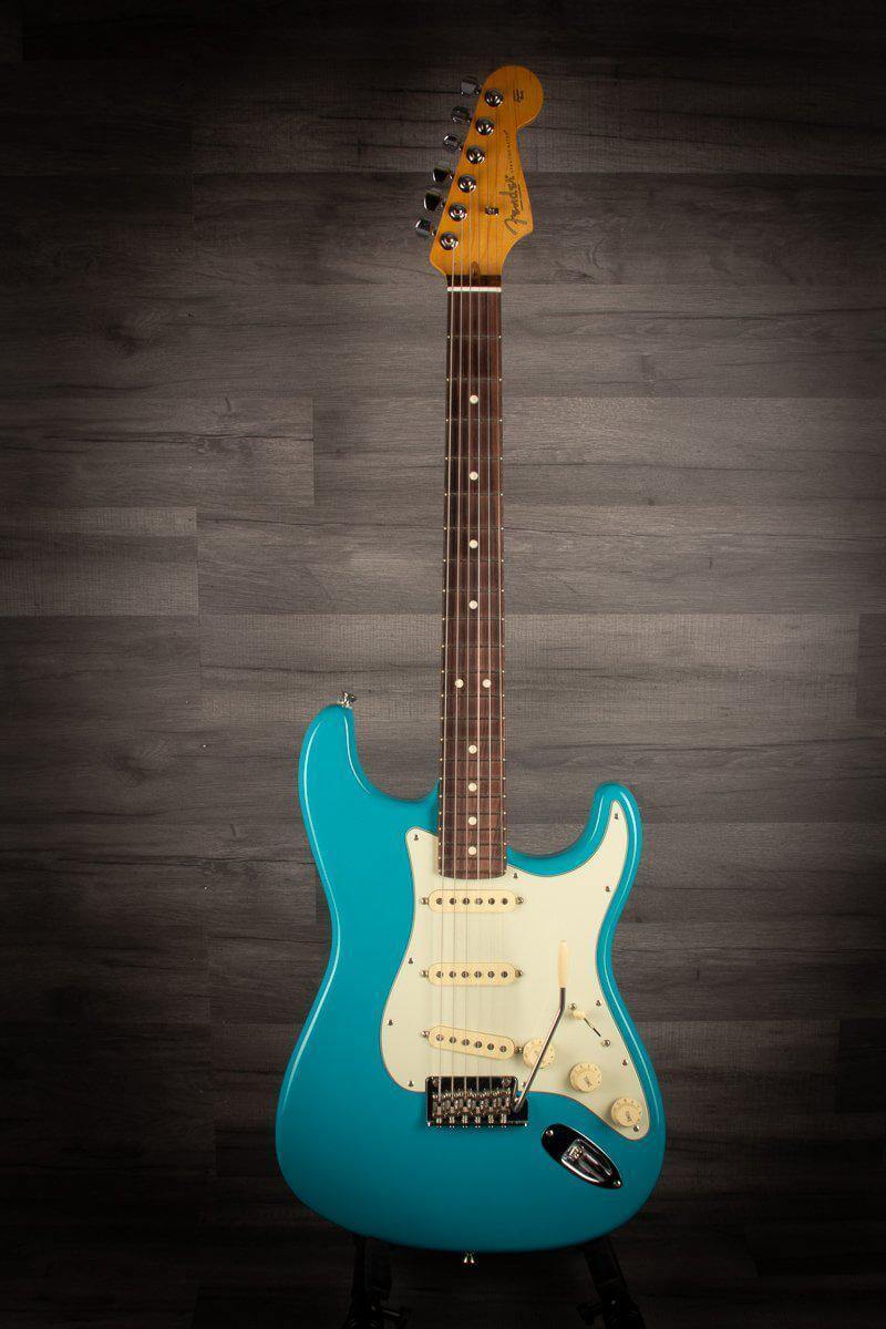 USED - Fender American Professional II Stratocaster - Miami Blue - Rosewood