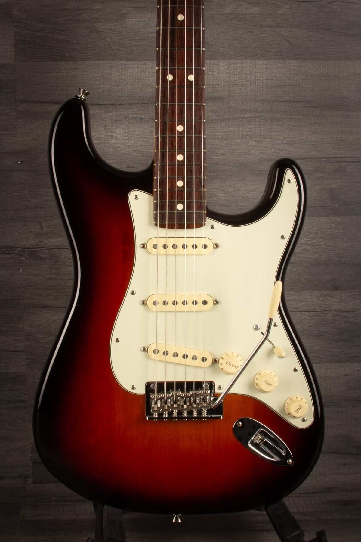 USED - Fender American Professional II Stratocaster - Sunburst - Rosewood