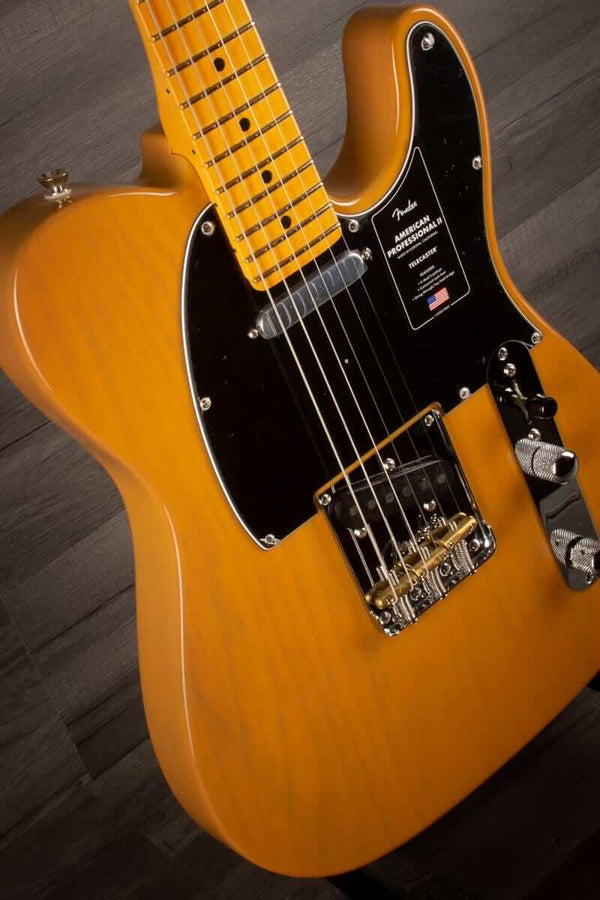 Fender Electric Guitar USED - Fender American Professional II Telecaster - Maple Fingerboard, Butterscotch Blonde