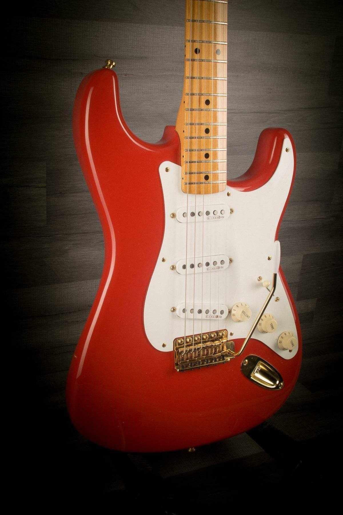 USED - Fender Classic Series 50's Stratocaster - 2011 Fiesta Red