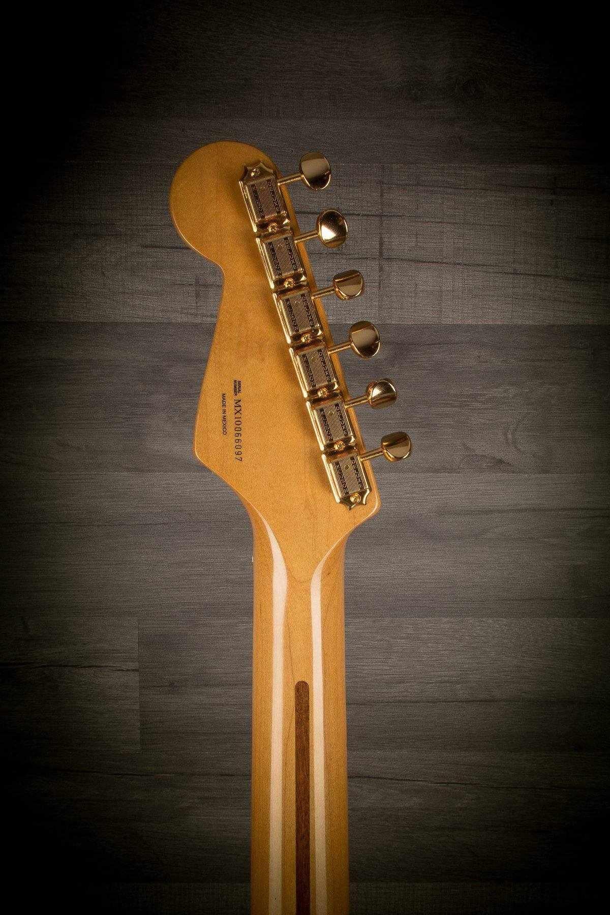 USED - Fender Classic Series 50's Stratocaster - 2011 Fiesta Red