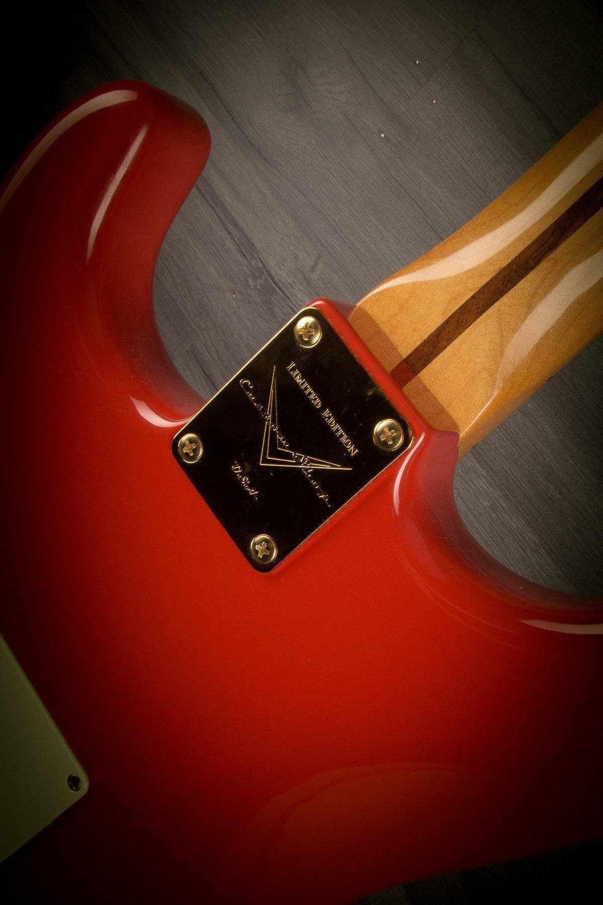 USED - Fender Classic Series 50's Stratocaster - 2011 Fiesta Red
