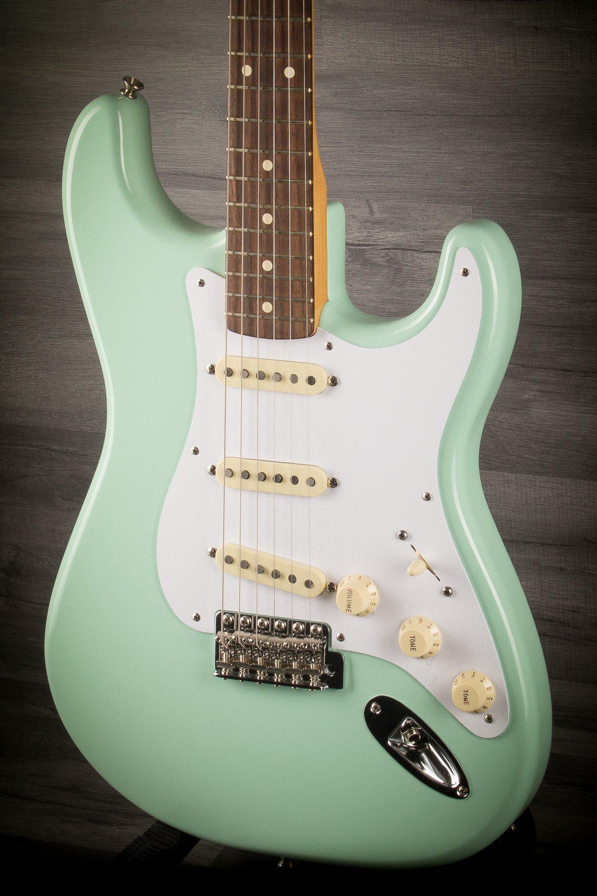 USED - Fender Classic Series Stratocaster with Robert Cray Neck