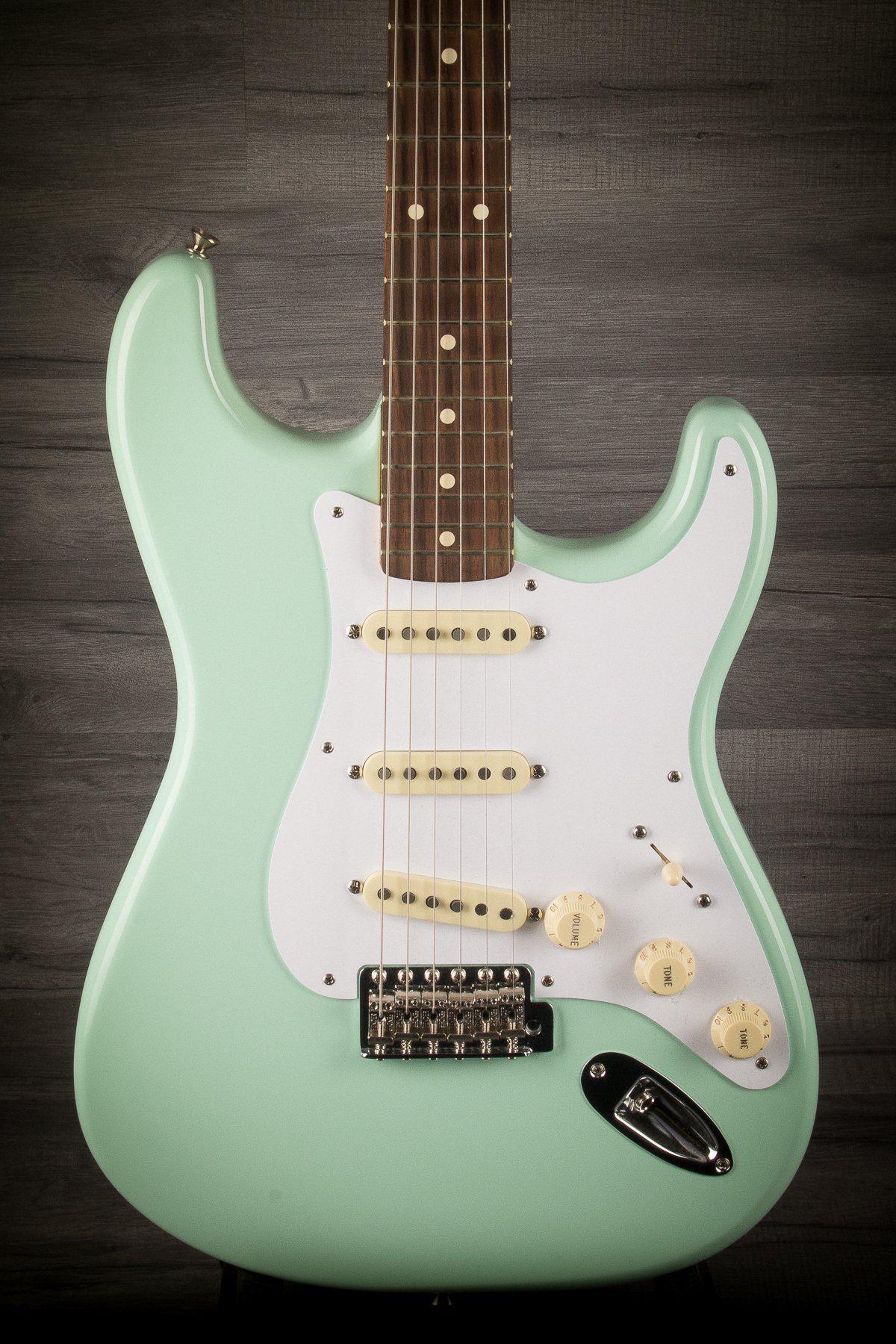 USED - Fender Classic Series Stratocaster with Robert Cray Neck