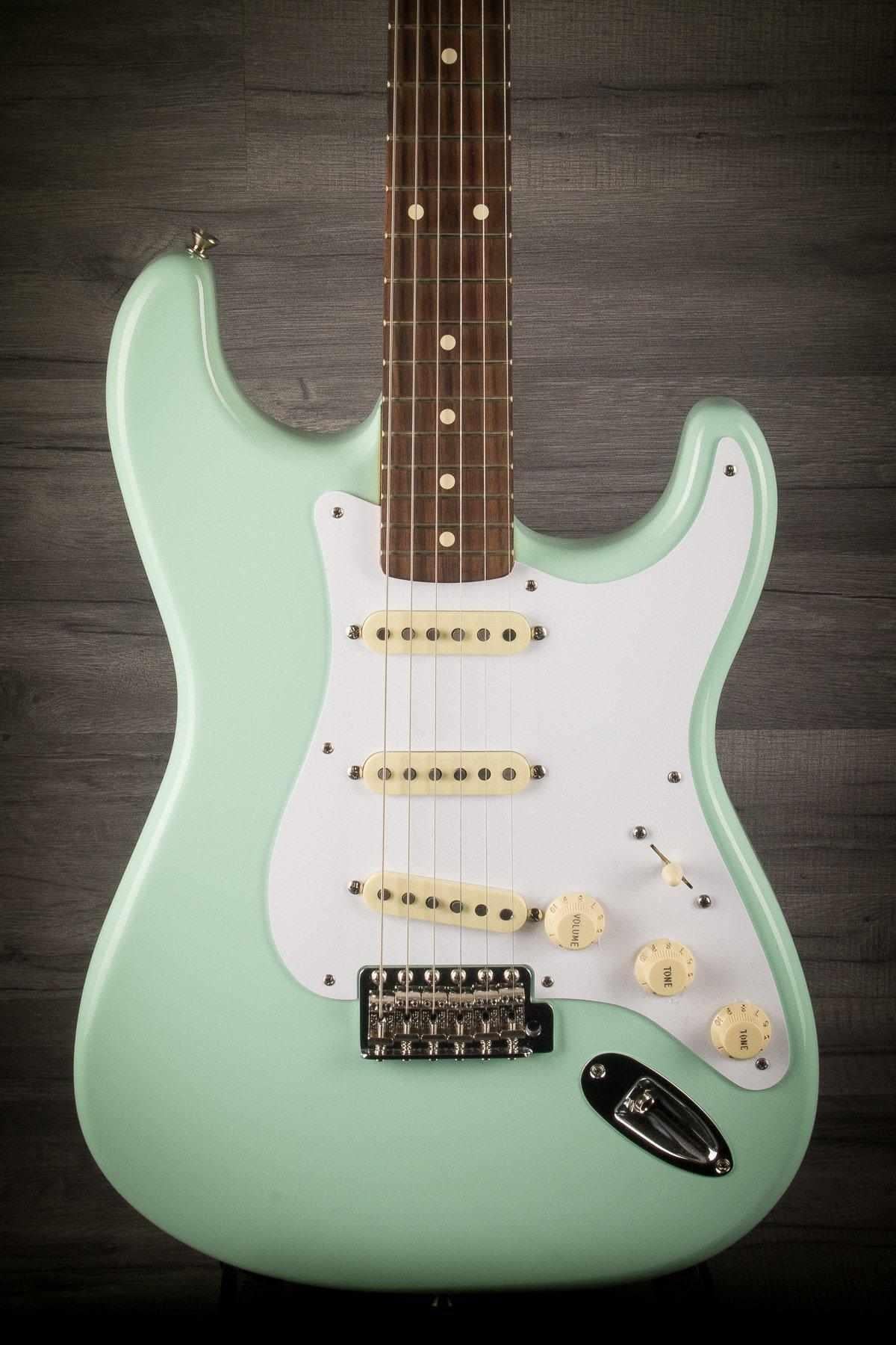 USED - Fender Classic Series Stratocaster with Robert Cray Neck