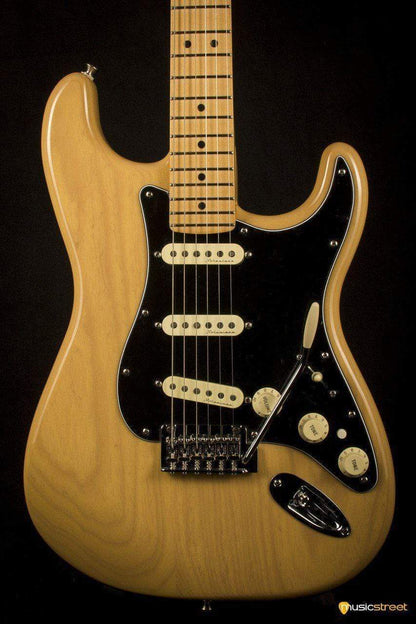 USED - Fender Deluxe Stratocaster Vintage Blonde