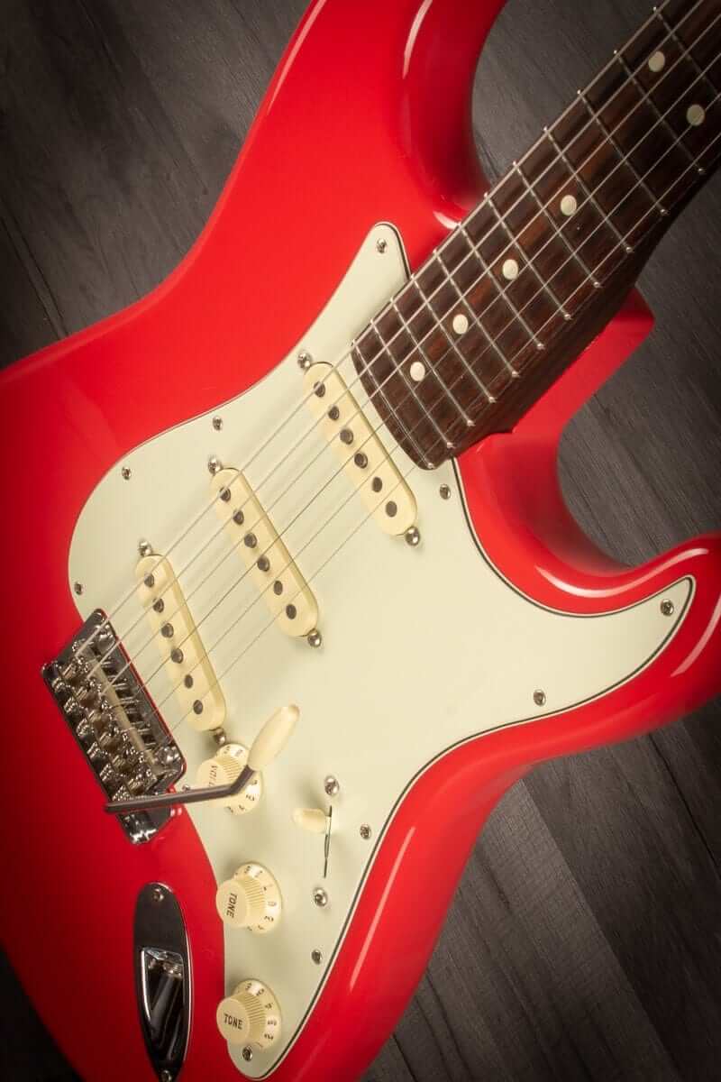 USED - Fender Limited Edition American Professional Stratocaster, Fiesta Red, Rosewood Neck