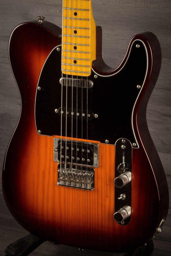 USED - Fender Modern Player Telecaster Plus Honey Burst