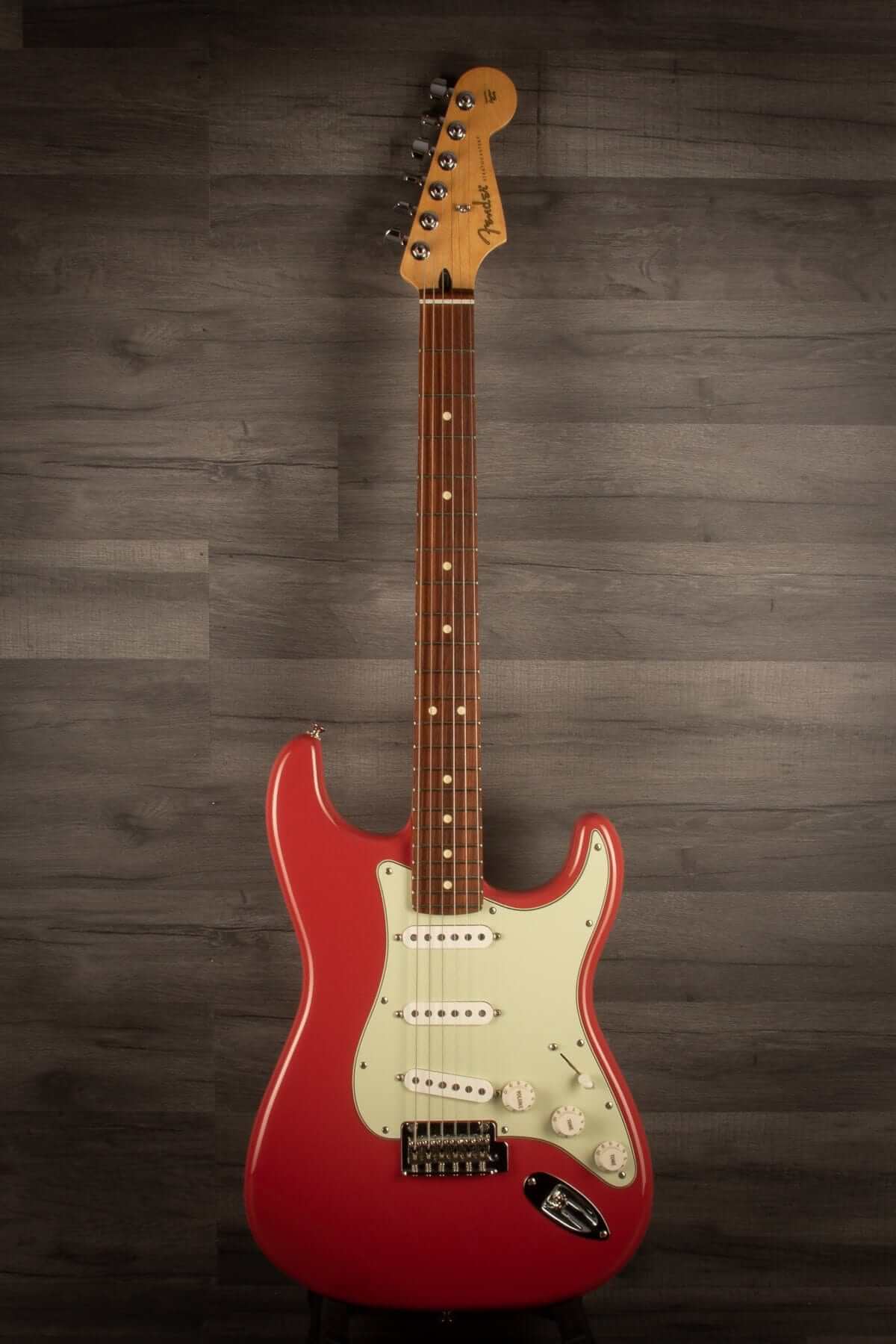 USED Fender Player Series Stratocaster FSR Limited Edition - Fiesta Red