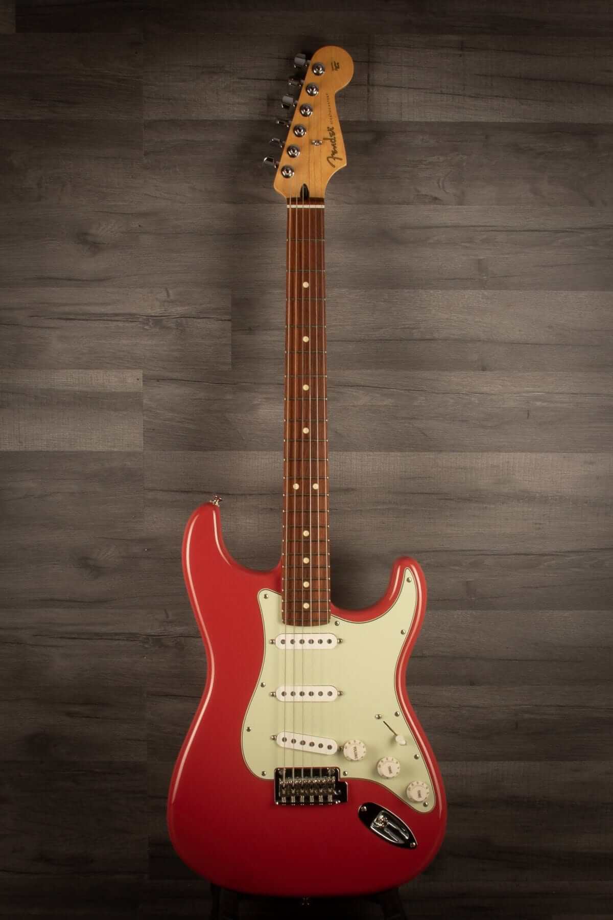 MusicStreet USED Fender Player Series Stratocaster FSR Limited Edition - Fiesta Red