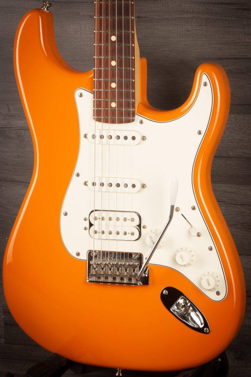 USED - Fender Player Series Stratocaster - HSS Pau Ferro - Capri Orange