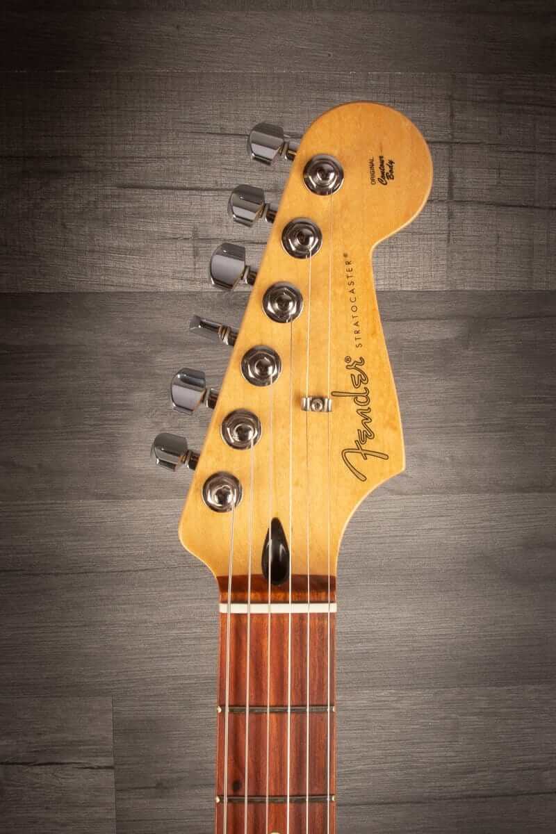 USED - Fender Player Series Stratocaster - Sonic Red