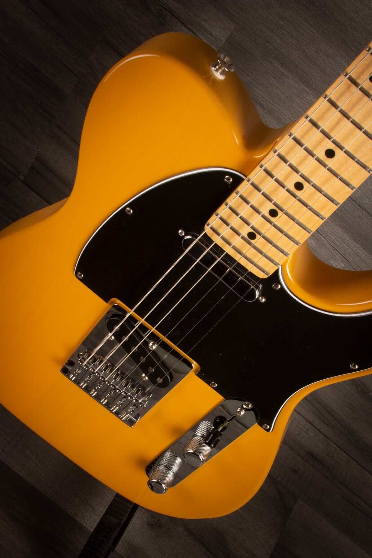USED - Fender Player Series Telecaster - Butterscotch Blonde / Maple