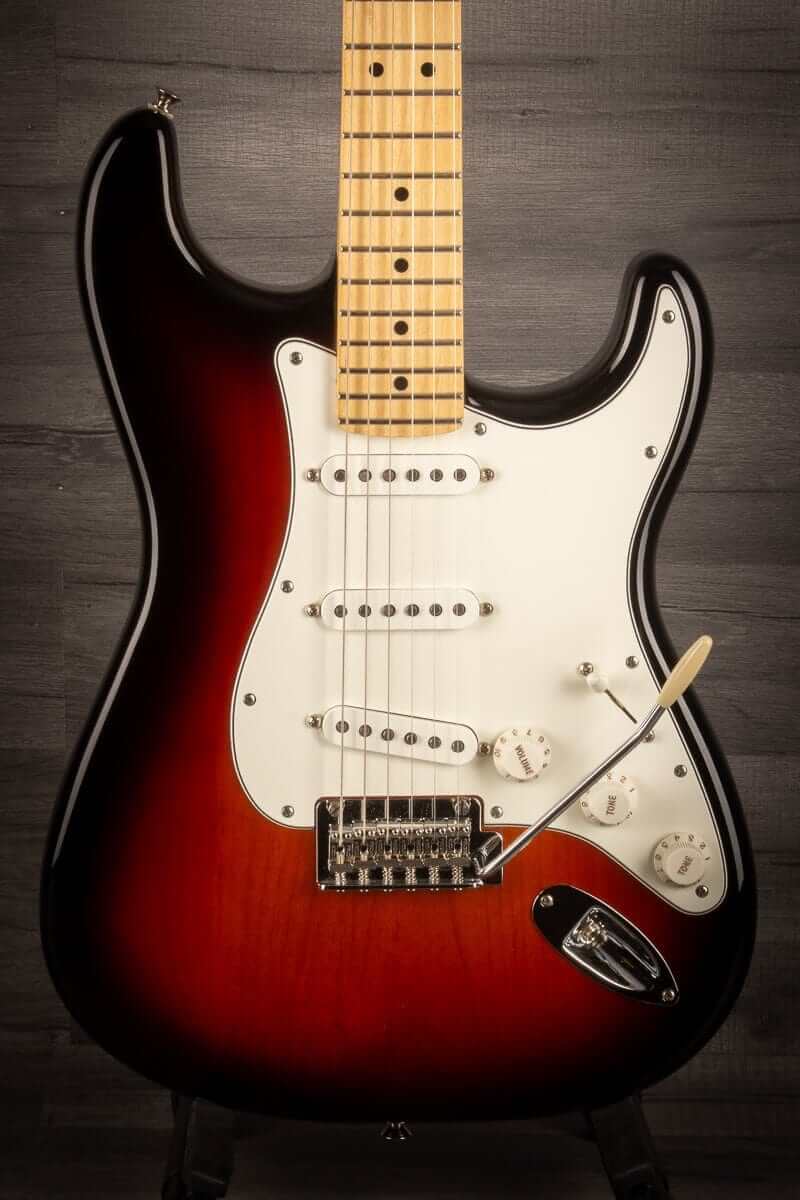 USED Fender Player Stratocaster - Sunburst Maple Neck