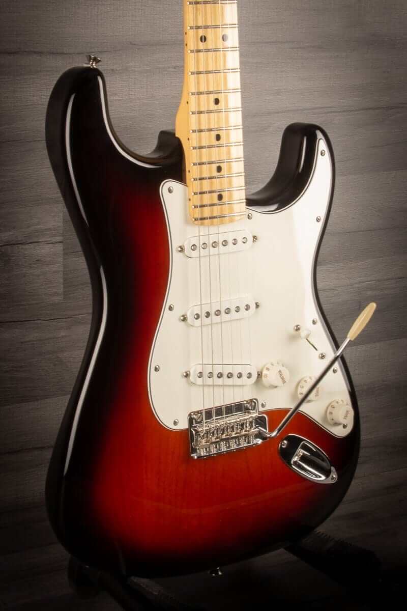 USED Fender Player Stratocaster - Sunburst Maple Neck