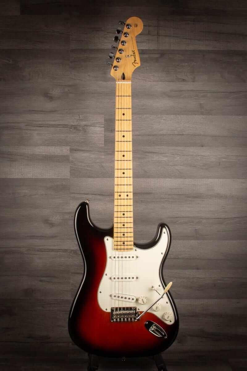 USED Fender Player Stratocaster - Sunburst Maple Neck
