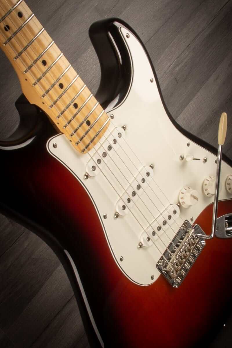 USED Fender Player Stratocaster - Sunburst Maple Neck
