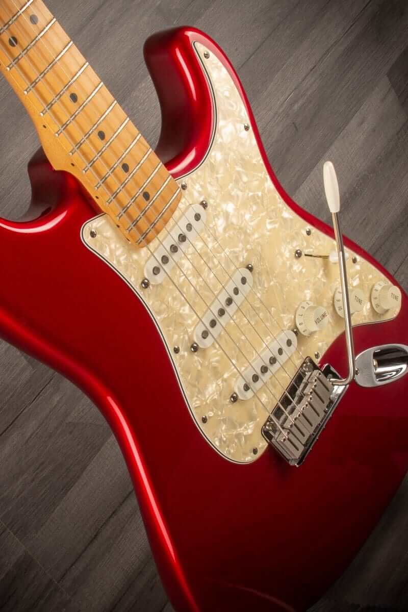 Fender Electric Guitar Used - Fender Roadhouse Stratocaster USA 1997