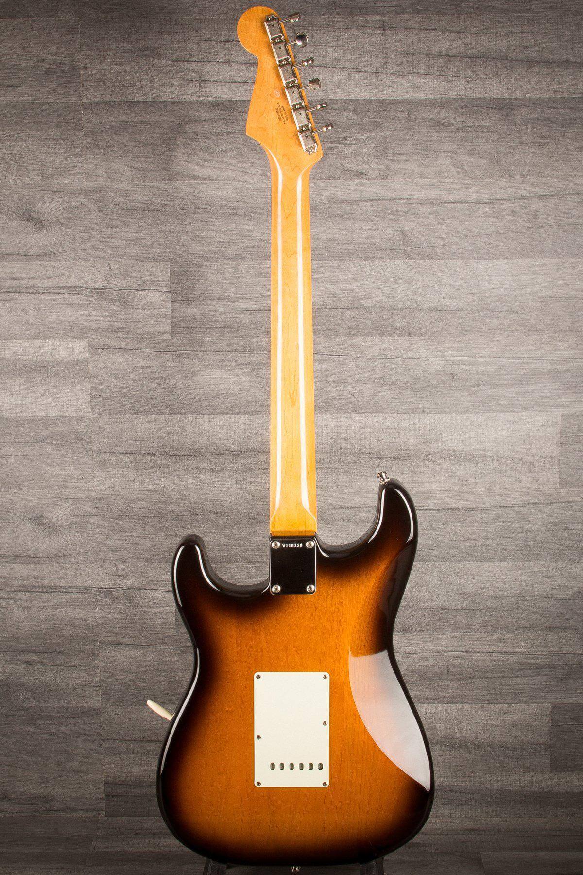 USED - Fender Vintage Reissue '62 Stratocaster (Sunburst)