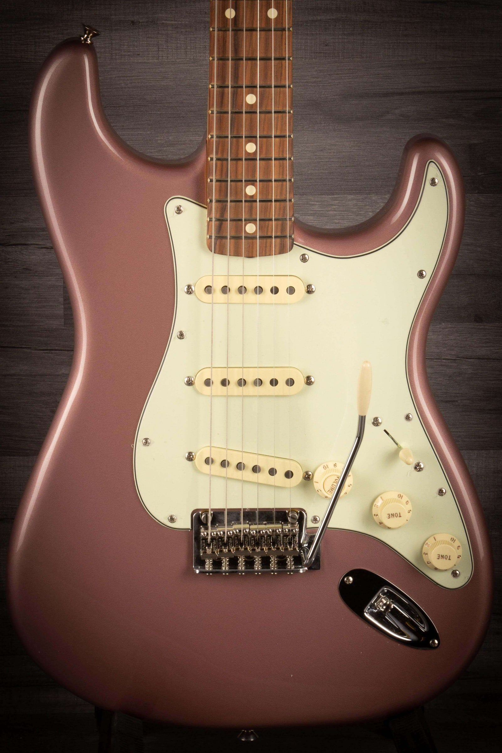 USED - Fender Vintera '60s Stratocaster Modified - Burgundy Mist