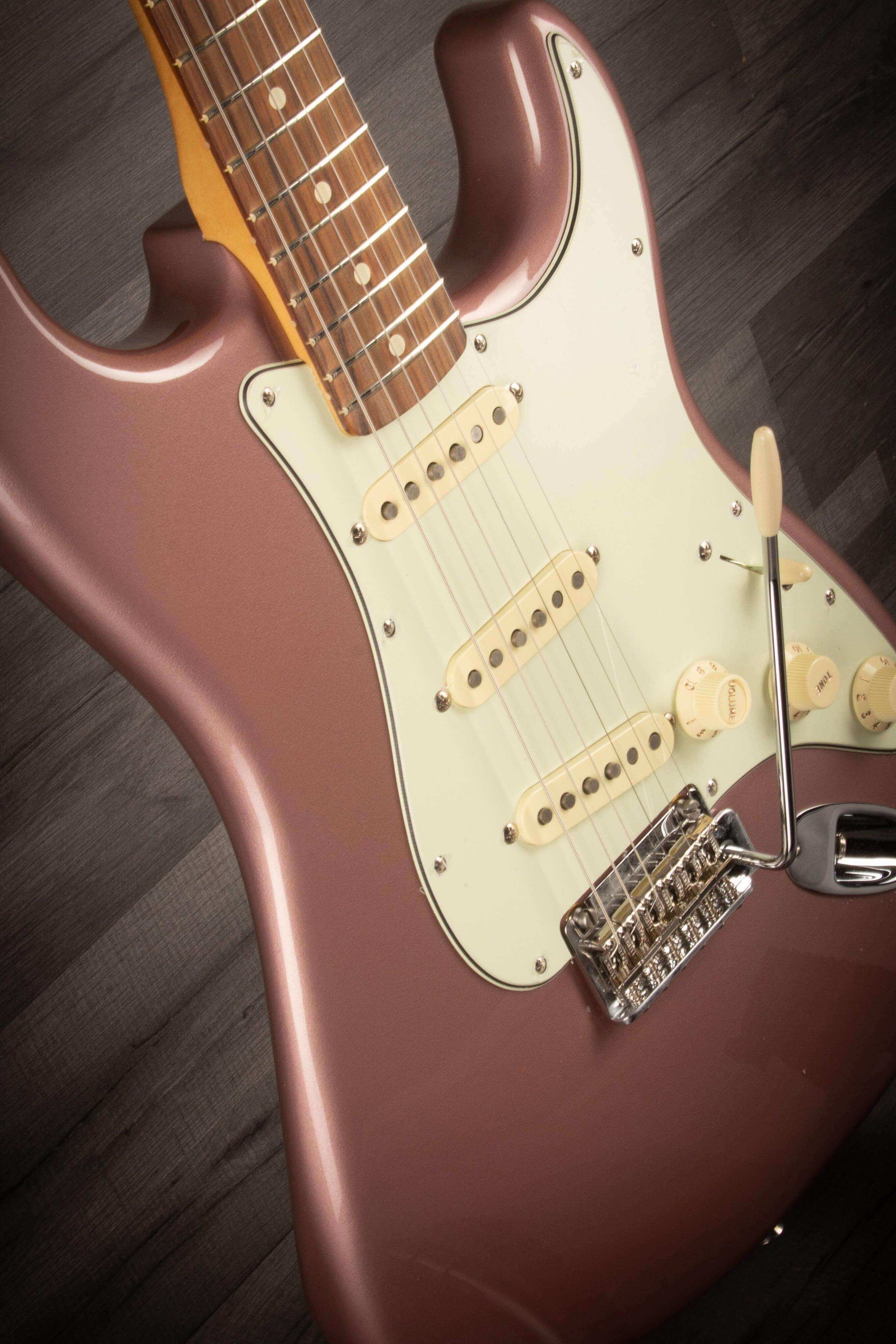 USED - Fender Vintera '60s Stratocaster Modified - Burgundy Mist