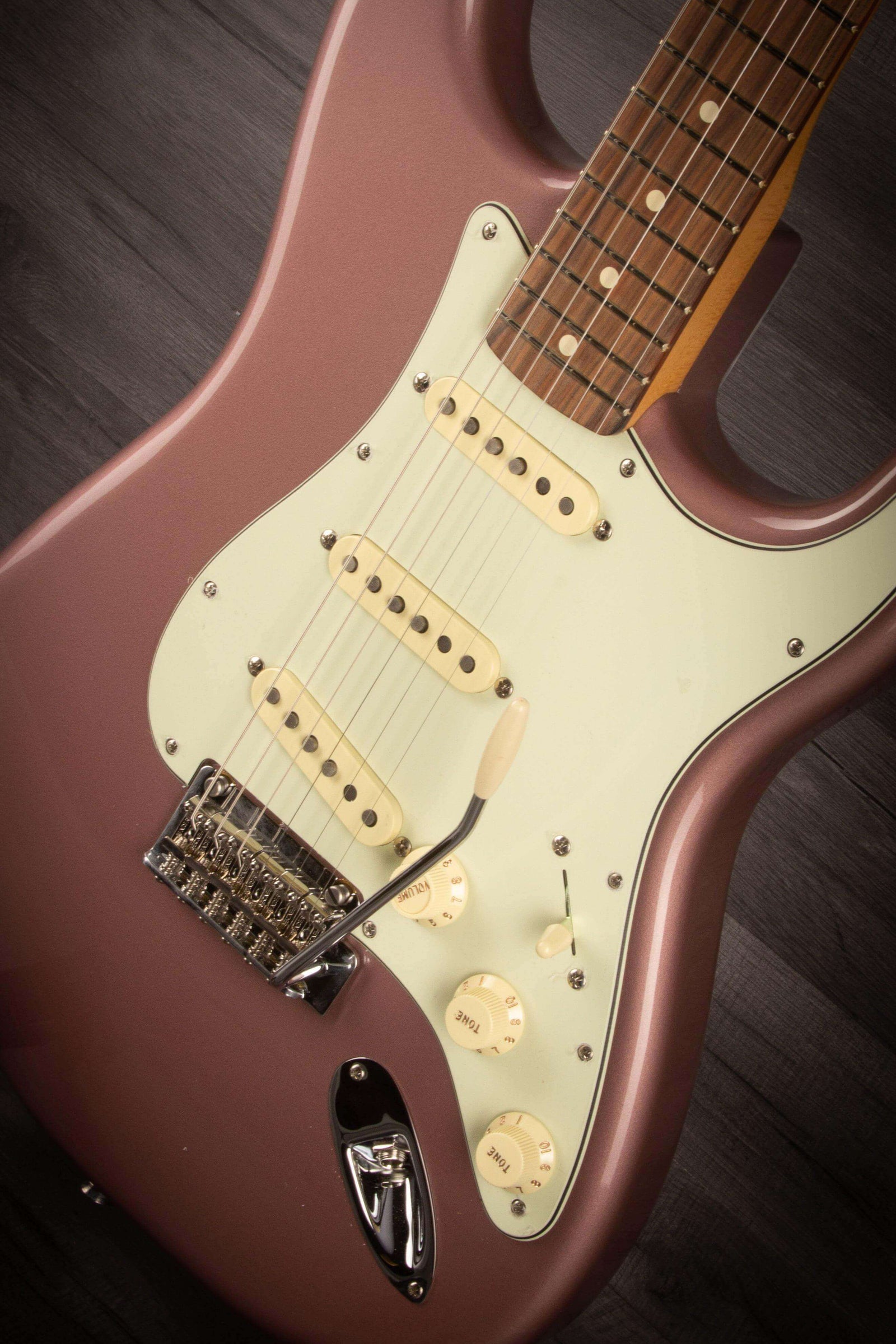 USED - Fender Vintera '60s Stratocaster Modified - Burgundy Mist
