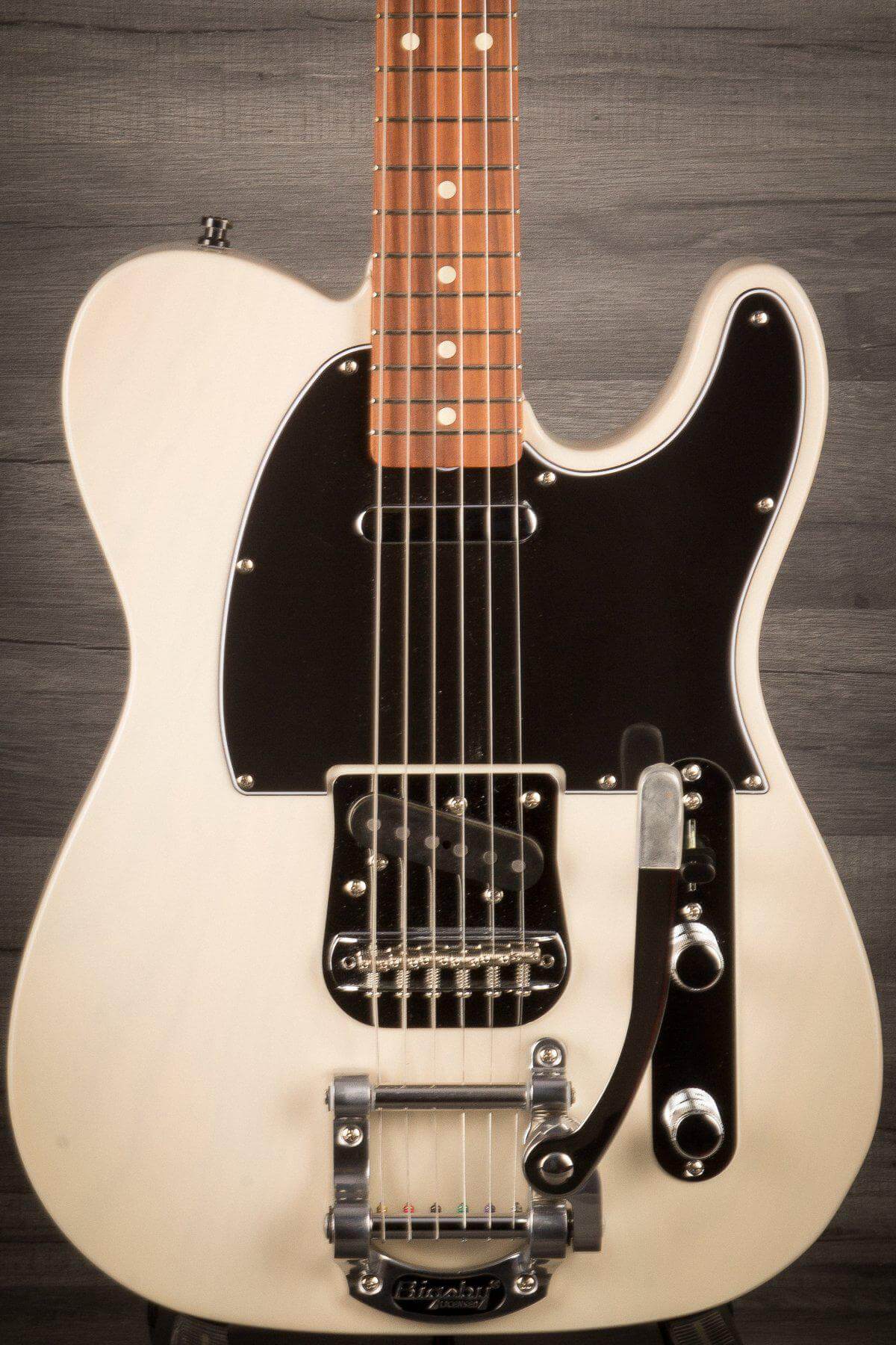 USED - Fender Vintera '60s Telecaster Bigsby White Blonde
